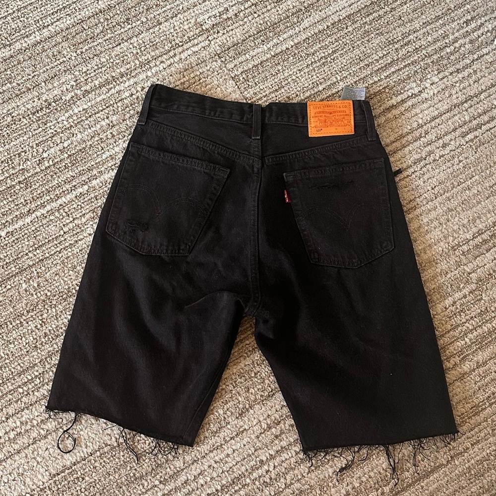 Levis High Rise Long Shorts - Picture 5 of 10